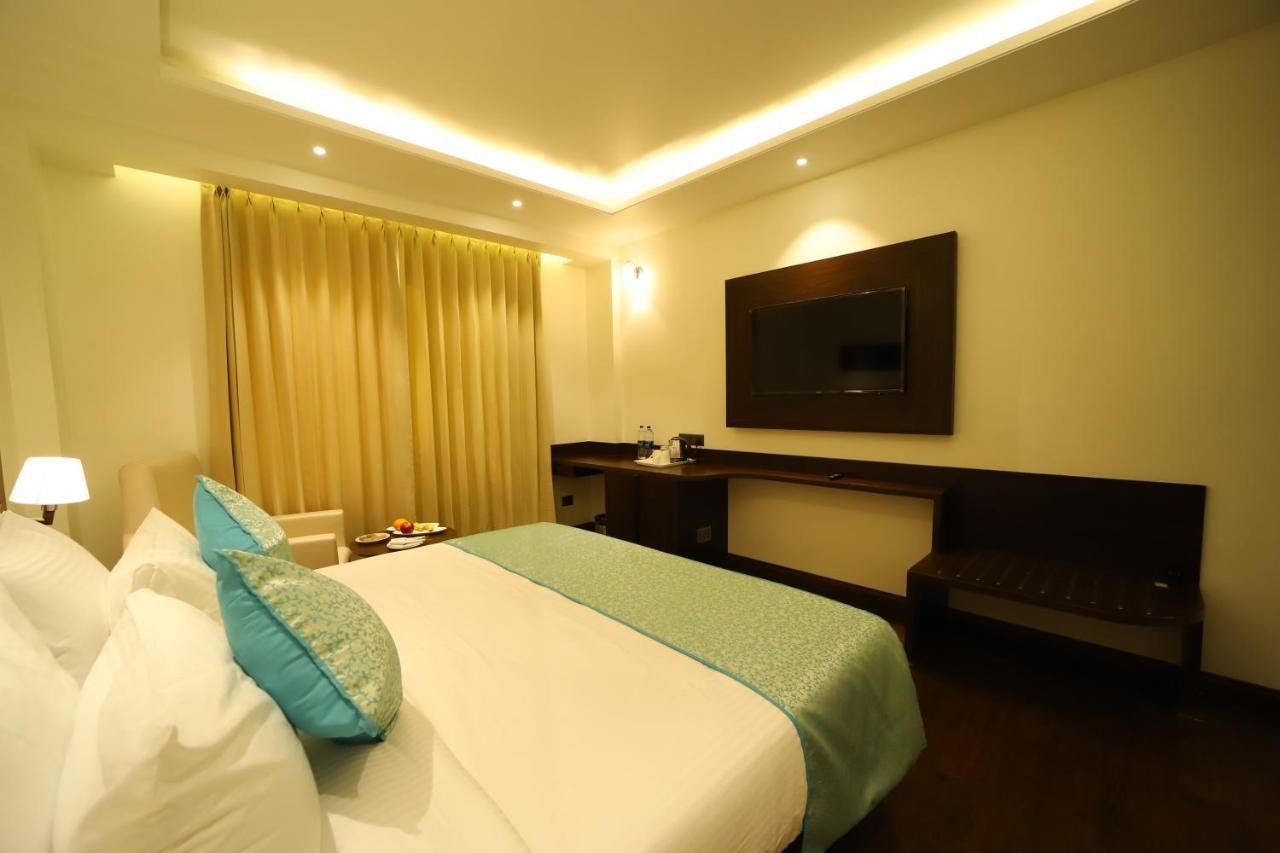 Hotel DVIJ INN Jaipur Buitenkant foto