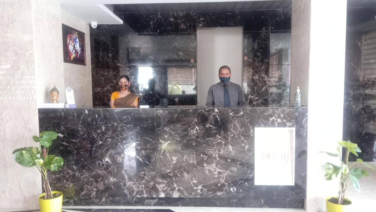 Hotel DVIJ INN Jaipur Buitenkant foto