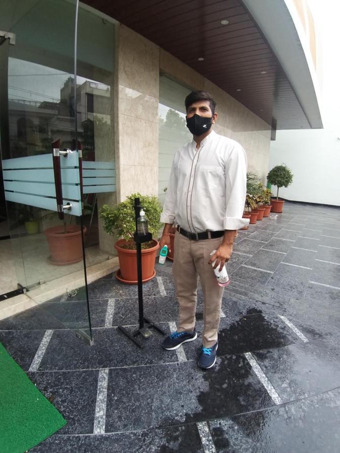 Hotel DVIJ INN Jaipur Buitenkant foto